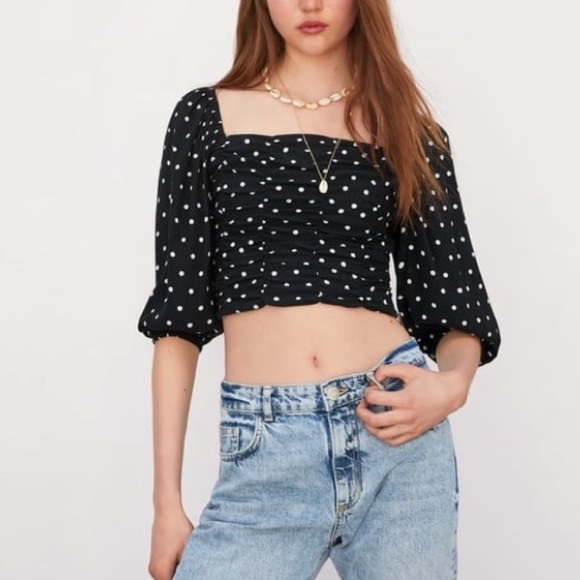Zara Ruched Polka Dot Crop Top - Picture 5 of 6